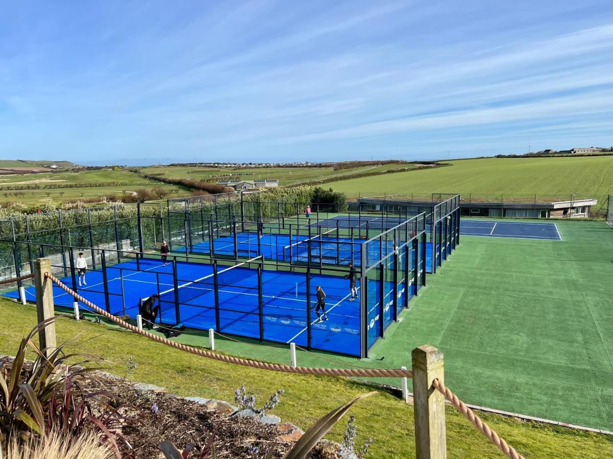 Trevose Golf And Country Club Hotel Padstow Eksteriør billede